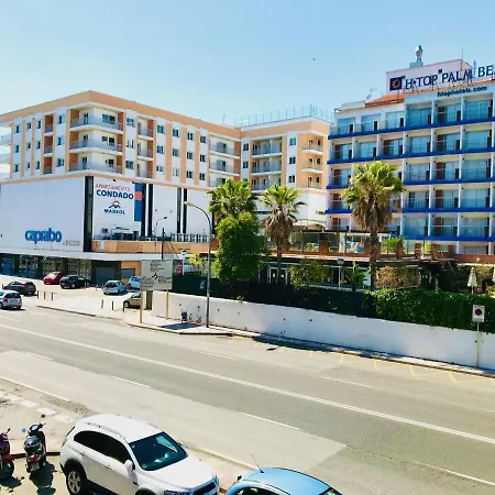 Apartman Modern And Design Studio Near The With Large Swimming Pools