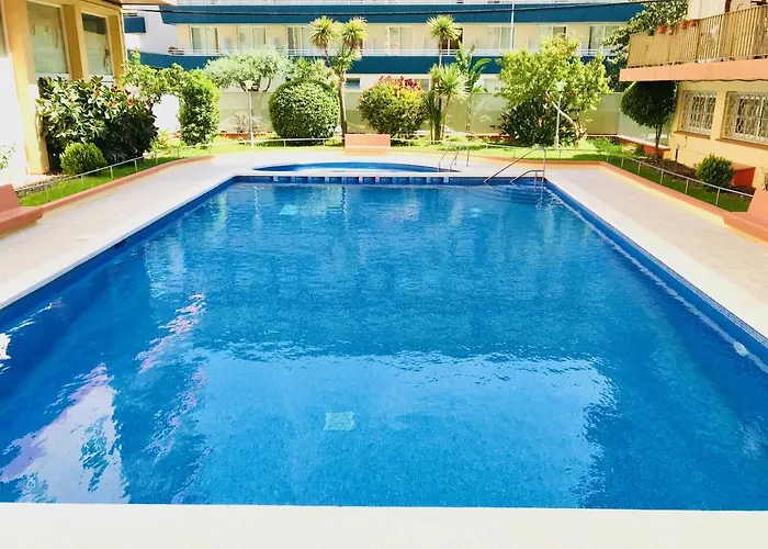 Appartamento Modern And Design Near The With Large Swimming Pools