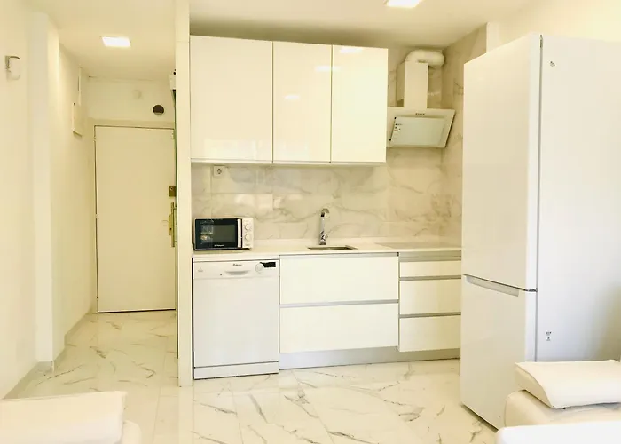 Appartamento Modern And Design Near The With Large Swimming Pools *