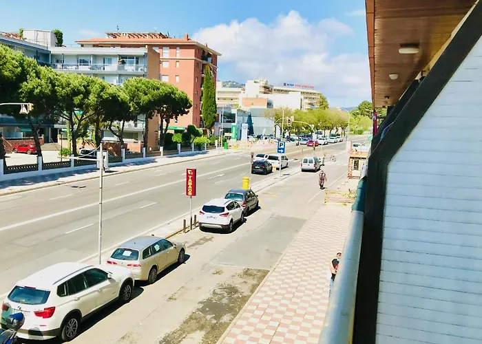 Modern And Design Near The With Large Swimming Pools Appartamento Lloret de Mar